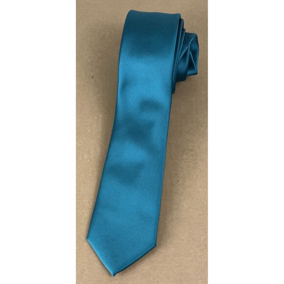 Bespoke Skinny Tie Solid Emerald Green Mens Slim Designer Modern Necktie 2.75x58 - Picture 1 of 5